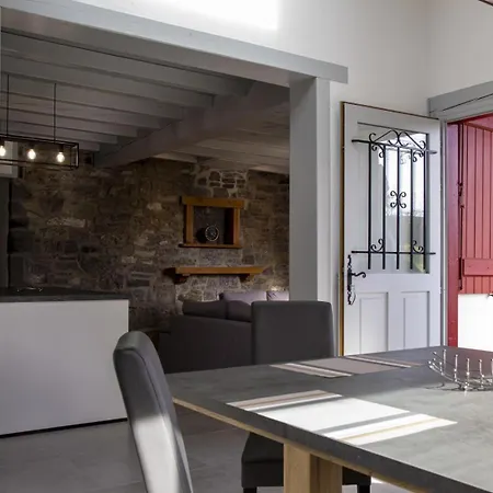 Joanesenea Holiday home *